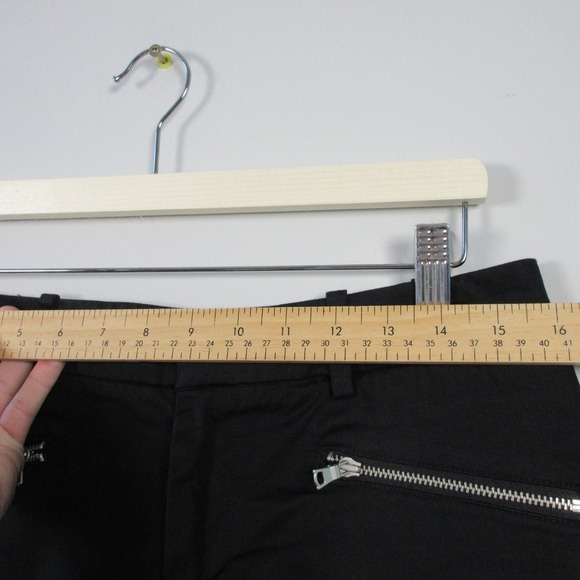 Club Monaco Shorts Micro Women 6 Black Cotton Zip Low Rise y2k Casual Preppy 208 - Picture 6 of 12